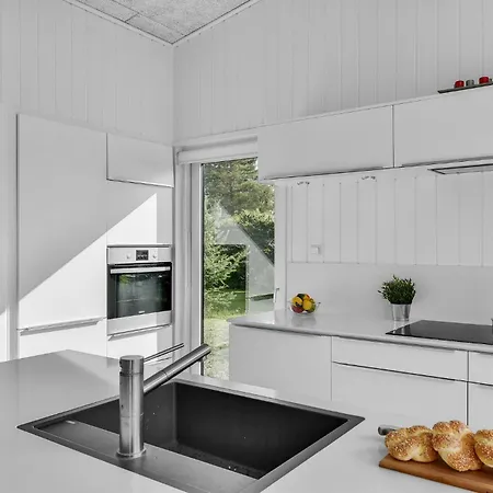 別荘 3 Bedroom Stunning Home In Borkop ボルコップ